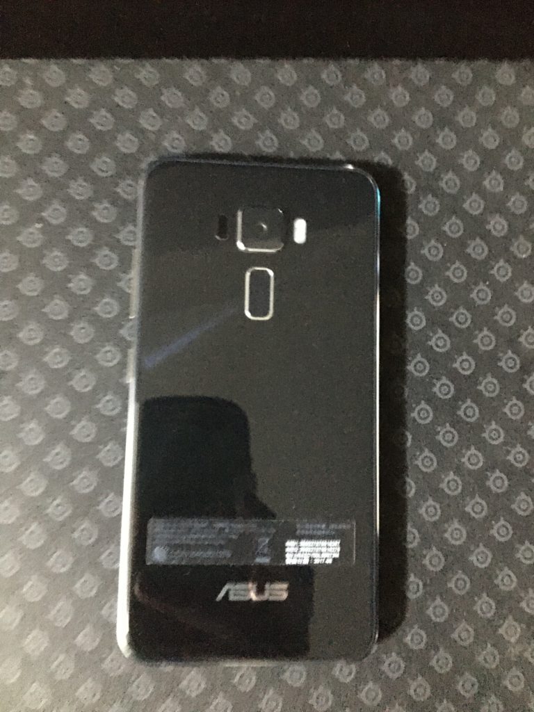 202012_AsusZenFone_image_02